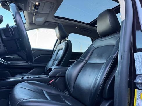 Used 2023 Lincoln Corsair Reserve w/ Equipment Group 201A AWD/4WD image 9