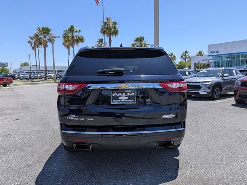Used 2020 Chevrolet Traverse High Country w/ LPO, Floor Liner Package AWD/4WD image 4