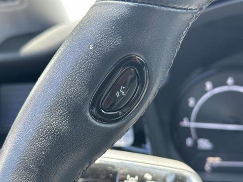 Used 2022 Lincoln Corsair AWD w/ Premium Package image 17