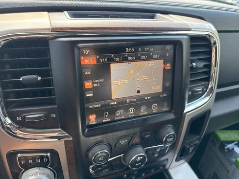 Used 2015 RAM 1500 Laramie w/ Convenience Group AWD/4WD image 13