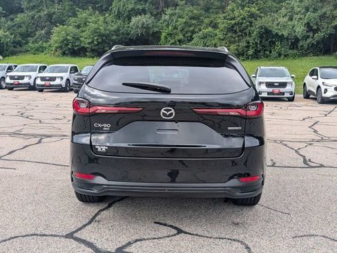 Used 2024 MAZDA CX-90 3.3 Turbo w/ Preferred Package AWD/4WD image 4