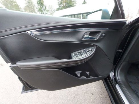 Used 2016 Chevrolet Impala LTZ image 8
