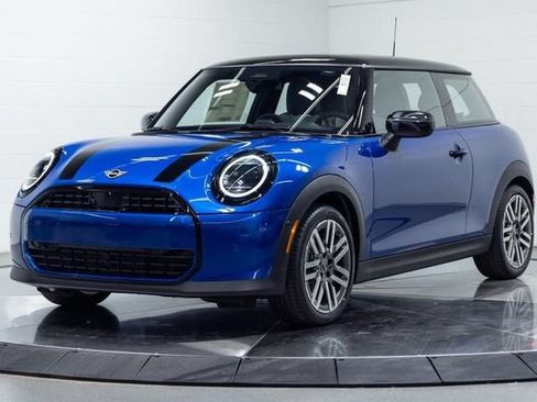 New 2026 MINI Cooper 2-Door Hardtop FWD image 6