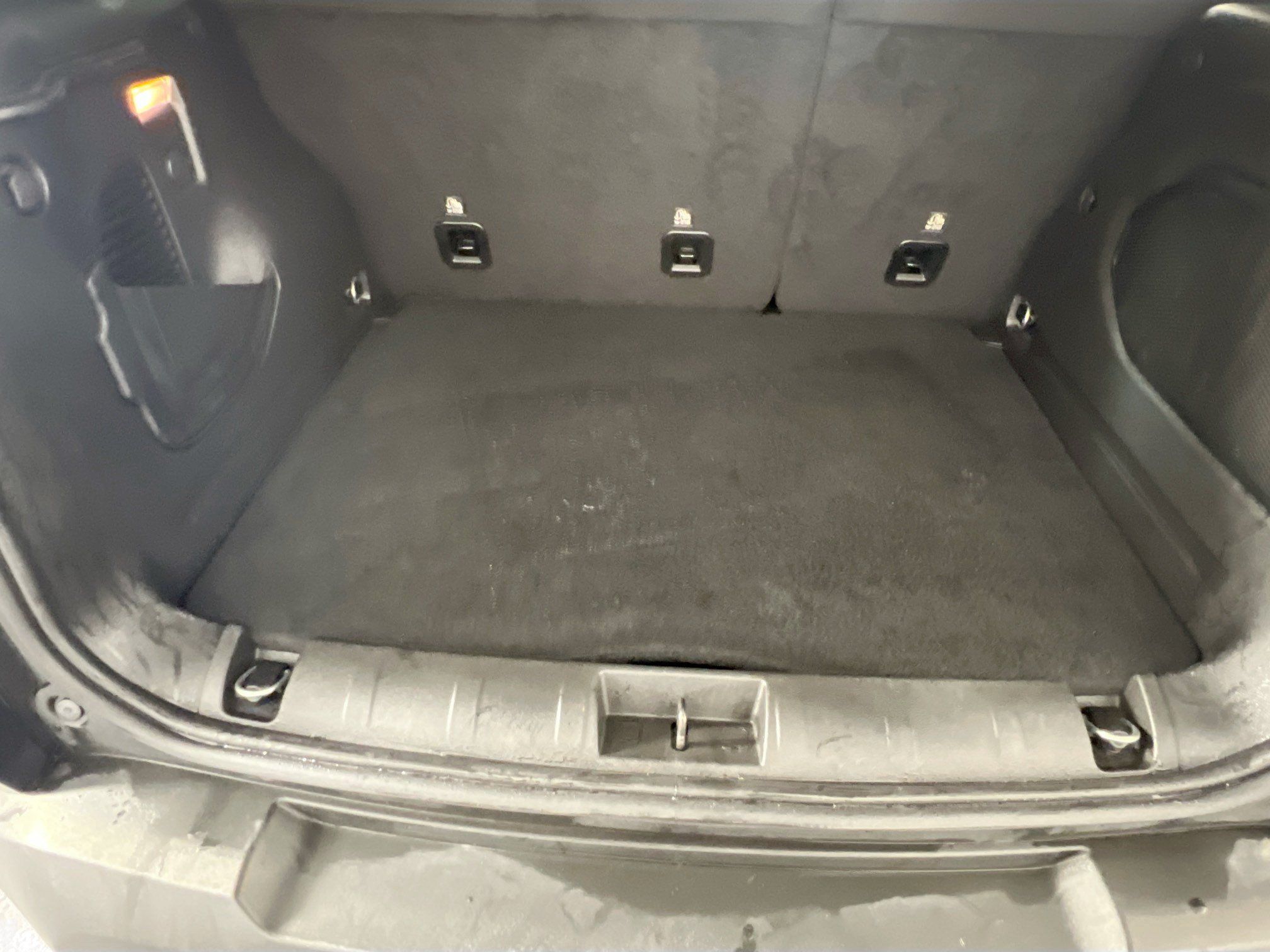 Used 2023 Jeep Renegade Latitude w/ Sun/Sound Group AWD/4WD image 25