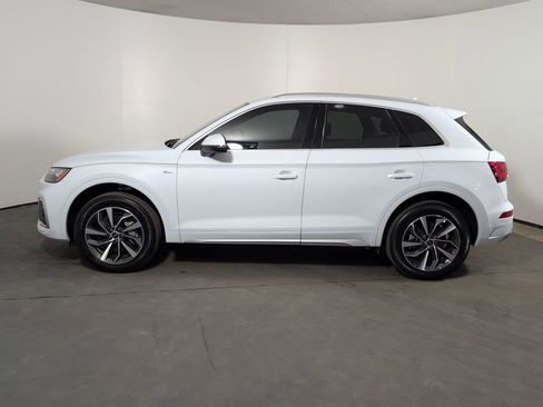 Certified 2024 Audi Q5 2.0T Premium image 30