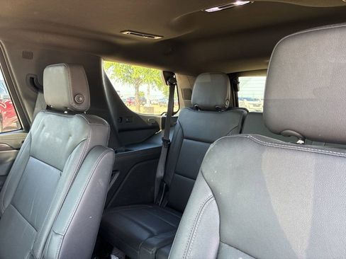 Used 2022 Chevrolet Tahoe LT w/ Luxury Package RWD image 6