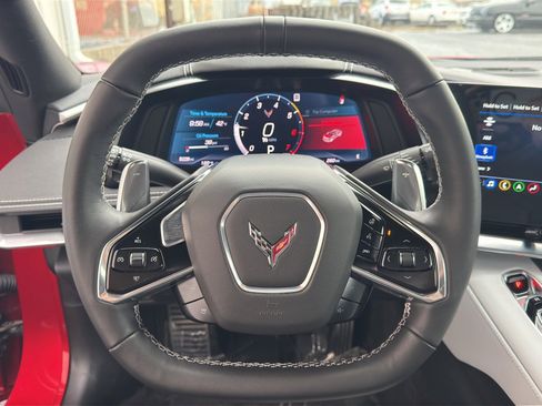 Used 2022 Chevrolet Corvette Stingray Preferred Conv w/ Chrome Exterior Badge Package image 18