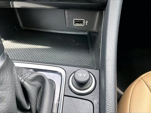 Used 2019 Volkswagen Jetta SE FWD image 24