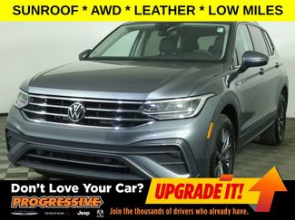 Used 2024 Volkswagen Tiguan SE w/ Panoramic Sunroof Package video 1