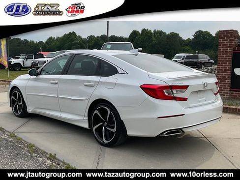 Used 2018 Honda Accord Sport image 5