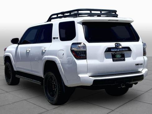 Used 2019 Toyota 4Runner SR5 AWD/4WD image 11