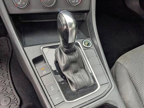 Used 2020 Volkswagen Jetta S FWD image 12