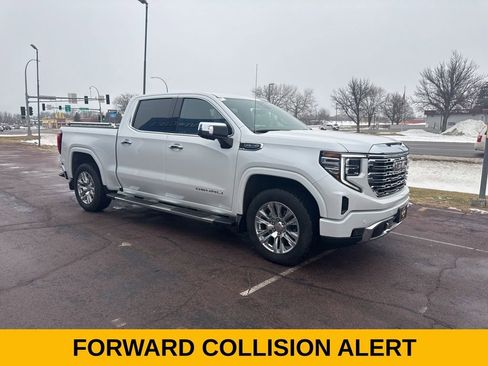 Used 2024 GMC Sierra 1500 Denali w/ Technology Package image 9