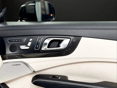 Used 2013 Mercedes-Benz SL 63 AMG image 36