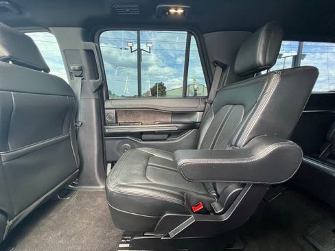 Used 2020 Ford Expedition Limited w/ Special Edition Package image 19