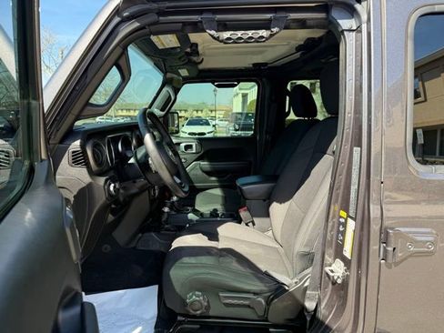 Certified 2022 Jeep Wrangler Unlimited Sport AWD/4WD image 25