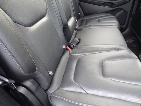 Used 2019 Ford Edge Titanium w/ Equipment Group 301A image 16