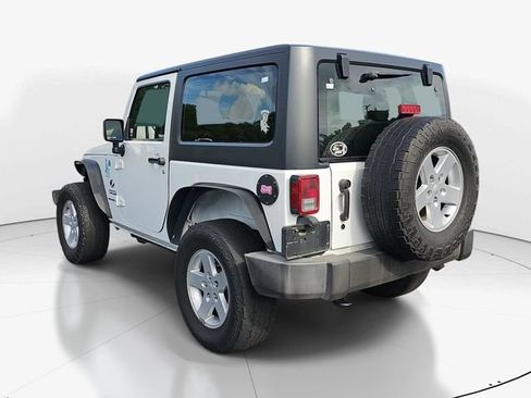 Used 2017 Jeep Wrangler Sport w/ Quick Order Package 24S AWD/4WD image 5