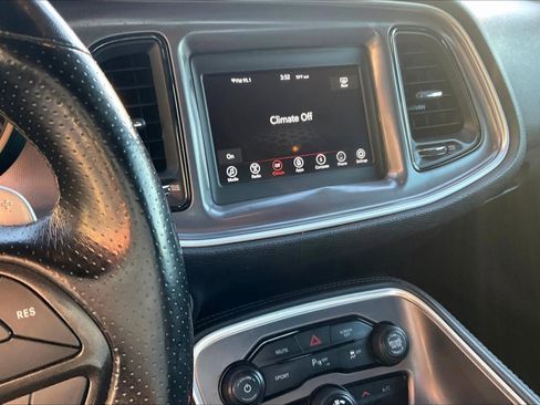 Used 2020 Dodge Challenger R/T image 6