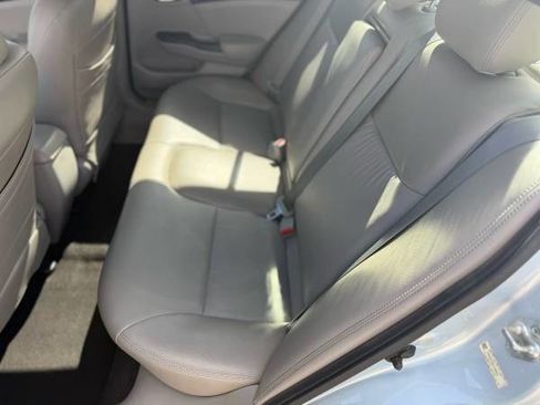 Used 2012 Honda Civic EX image 16