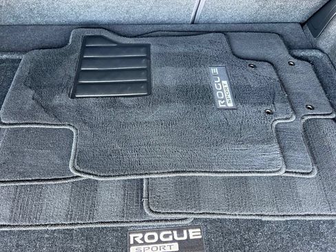 Used 2022 Nissan Rogue Sport SV AWD/4WD image 12