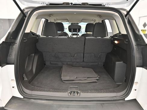 Used 2017 Ford Escape S image 32