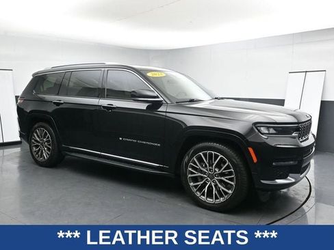 Used 2023 Jeep Grand Cherokee L Summit AWD/4WD image 3