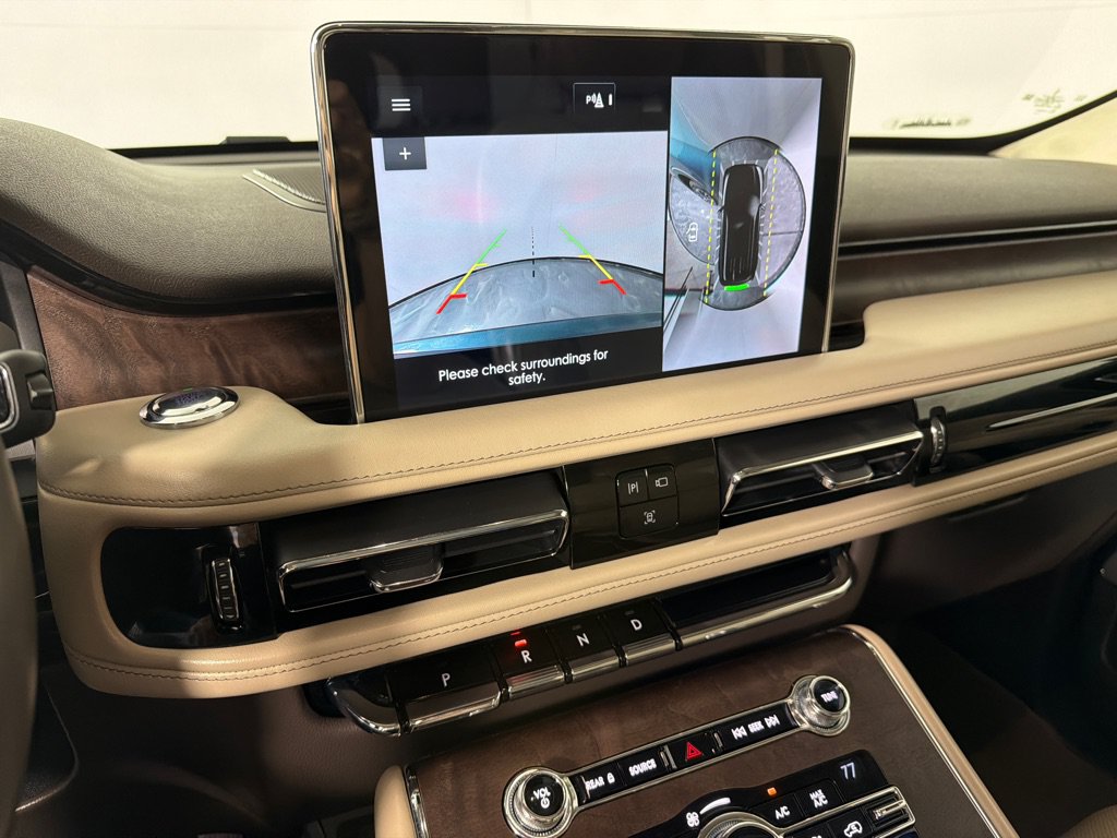 Used 2020 Lincoln Aviator Reserve w/ Equipment Group 202A AWD/4WD image 17