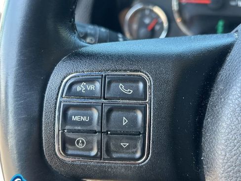 Used 2015 Jeep Wrangler Unlimited Sahara w/ Connectivity Group AWD/4WD image 20