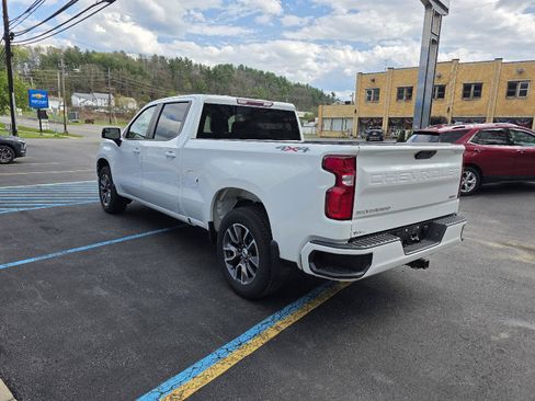 Used 2022 Chevrolet Silverado 1500 RST AWD/4WD image 6