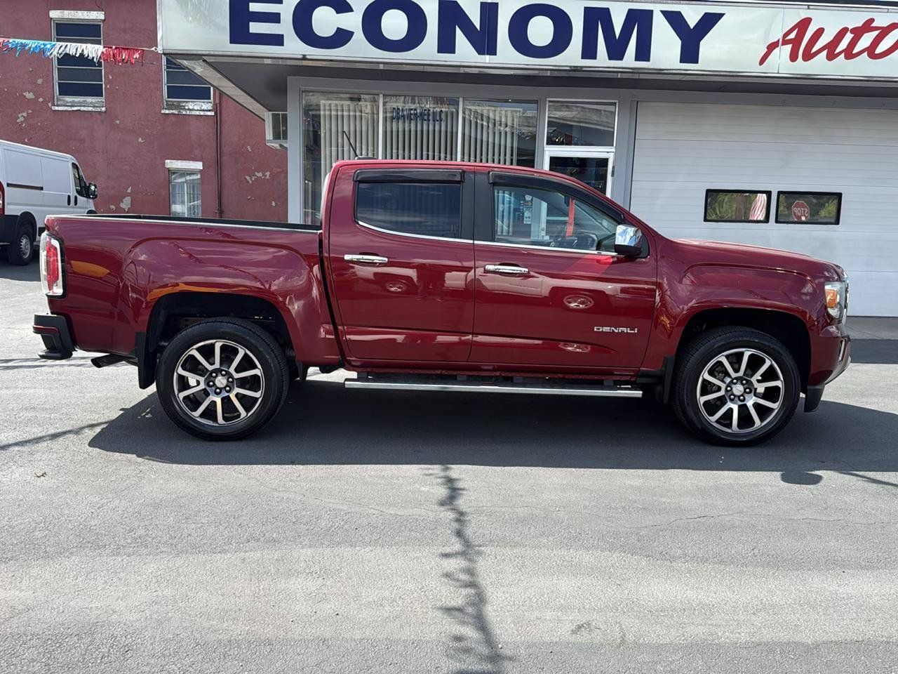 Used 2017 GMC Canyon Denali AWD/4WD image 2