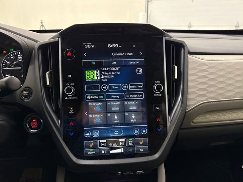 Certified 2025 Subaru Forester Limited image 17