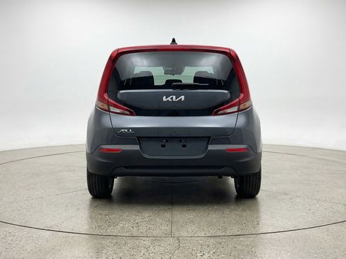 Used 2025 Kia Soul LX w/ LX Technology Package image 7