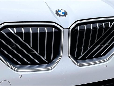 Used 2025 BMW X3 xDrive30i w/ Convenience Package image 32