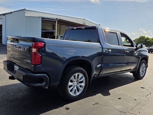 Used 2022 Chevrolet Silverado 1500 Custom RWD image 5