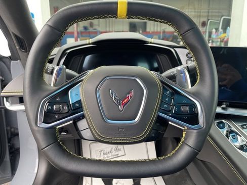 Used 2024 Chevrolet Corvette Stingray Premium Cpe w/ Z51 Performance Package image 2