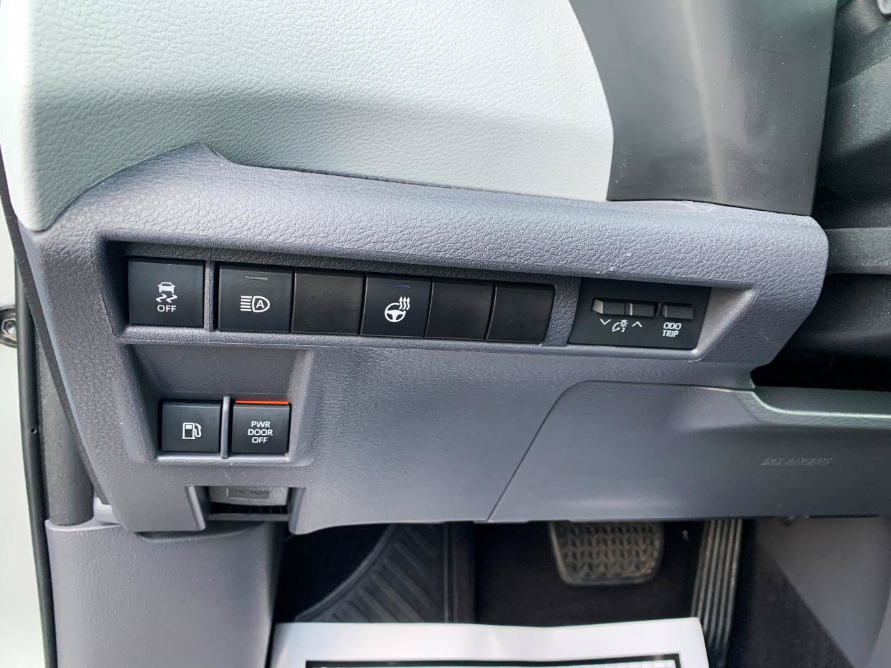 Used 2021 Toyota Sienna AWD image 13