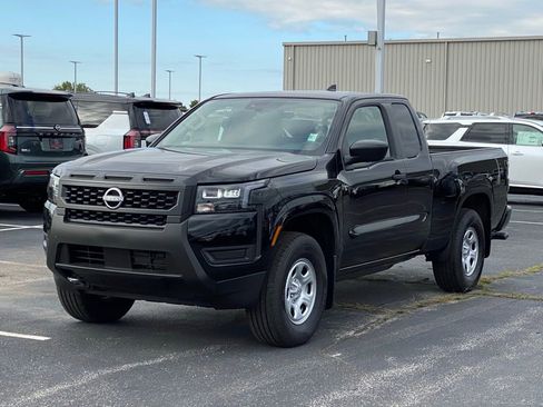 New 2026 Nissan Frontier S w/ Tow Package image 8