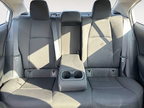 Used 2024 Toyota Corolla LE FWD image 13