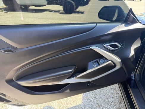 Used 2022 Chevrolet Camaro LT image 15
