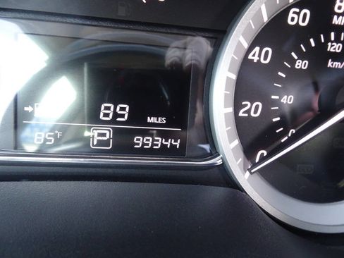 Used 2015 Nissan Sentra SV w/ Style Package image 25