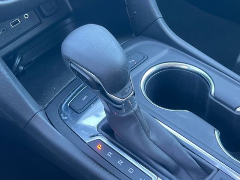 Used 2024 Chevrolet Equinox LT image 18