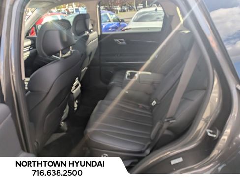 Used 2025 Genesis GV80 2.5T Standard image 7