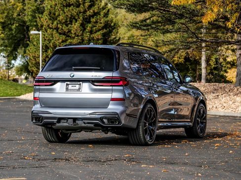 Used 2026 BMW X7 xDrive40i w/ Executive Package image 5
