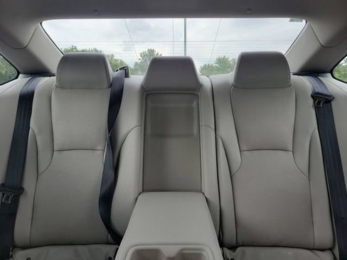 Used 2024 Honda Accord Touring image 21