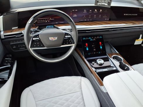 New 2026 Cadillac Escalade Platinum Luxury w/ LPO, Radiant Package image 10
