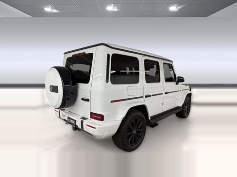 Used 2025 Mercedes-Benz G 550 image 9