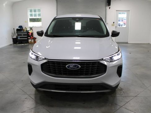 Used 2025 Ford Escape Active AWD/4WD image 3