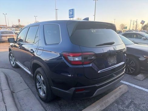 Certified 2025 Honda Pilot EX-L image 9