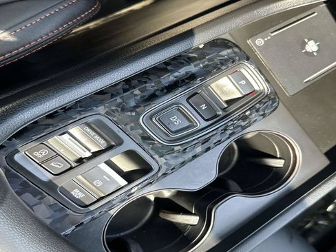 Used 2025 Honda Pilot TrailSport image 42